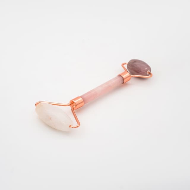 Rose quartz roller